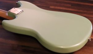 Surf Pearl Fender Mustang Bass