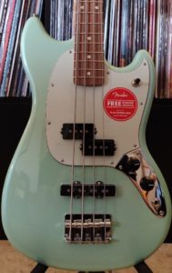 Surf Pearl Fender Mustang Bass